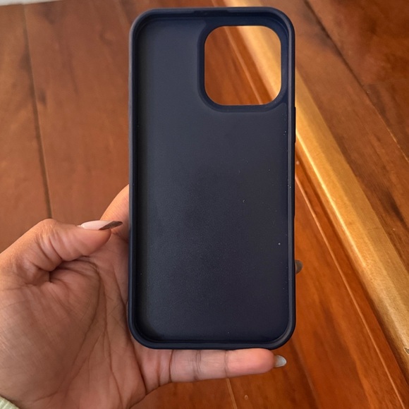 MVMT iPhone 16 Pro Max phone case - Picture 2 of 3